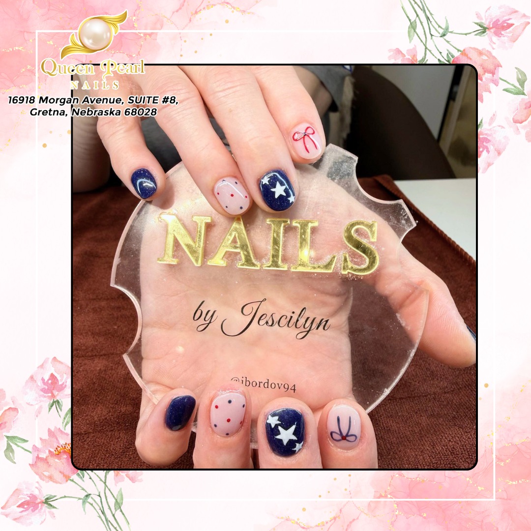 Queen Pearl Nails